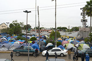 Tents migrants